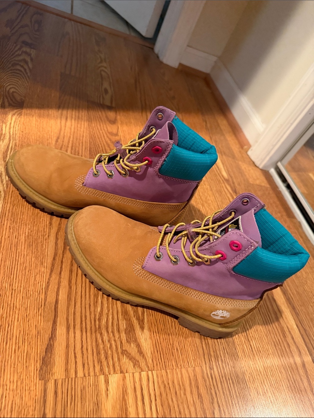Timberland Wheat, Purple & Teal Leather/Nubuck Boots